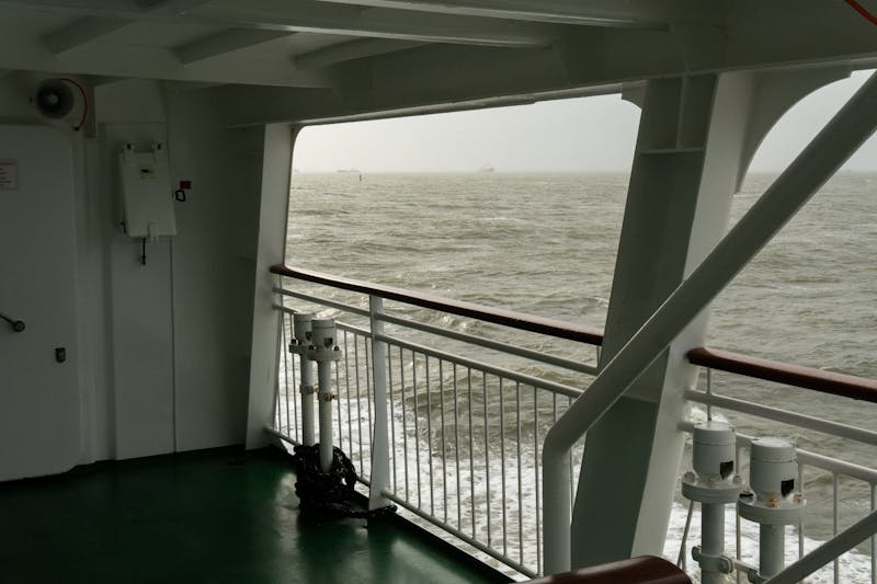Pont du navire La Meridionale en mer Méditerranée — traversée Corse